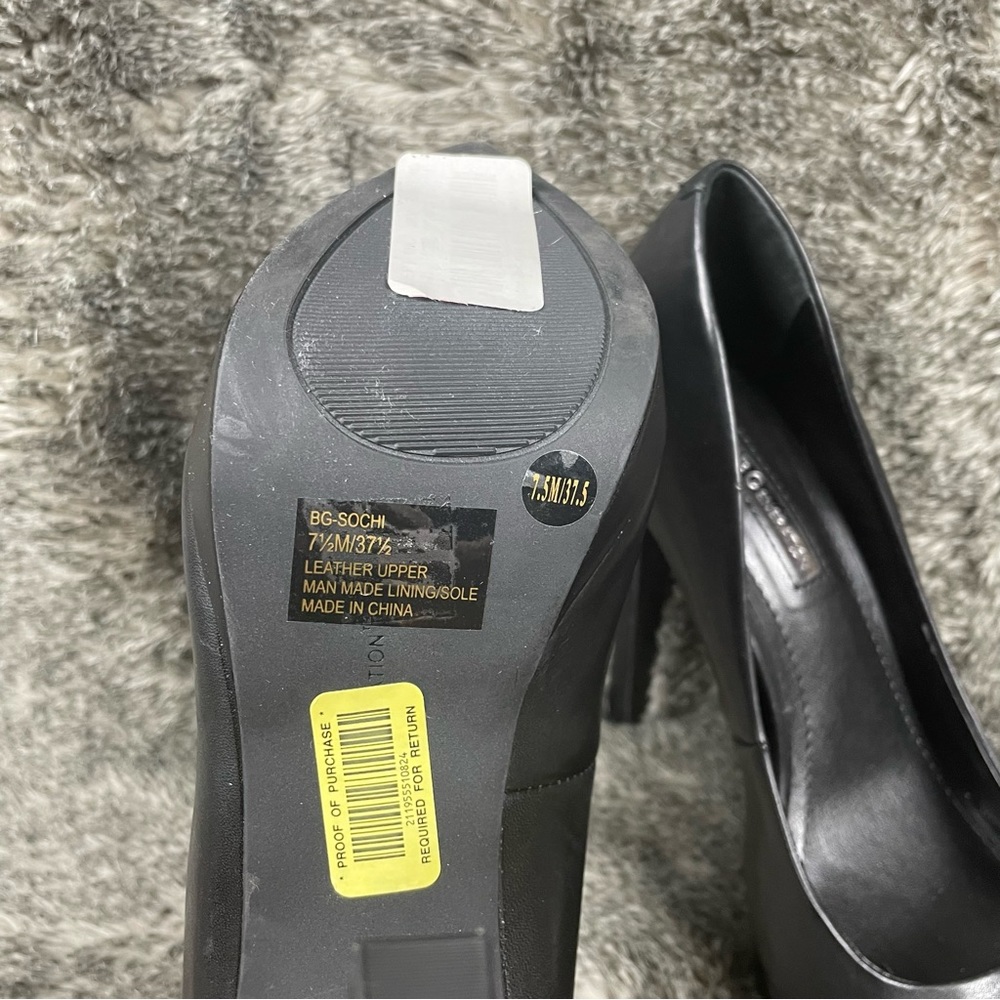 BCBGeneration Women's BG Sochi Dress Pump - Picture 7 of 8